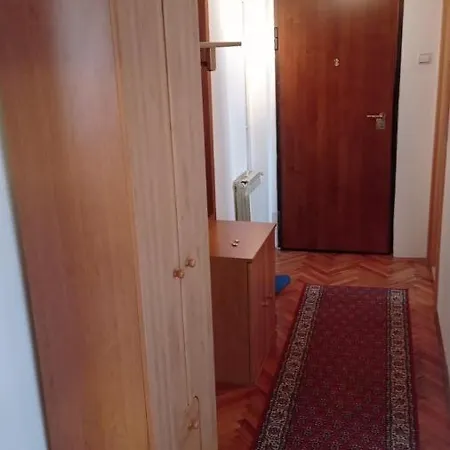 1+1 In Pejton, Ilidza * Sarajevo